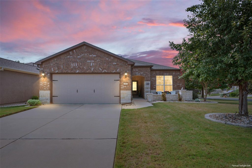 100 Landmark Inn CT, Georgetown, TX 78633