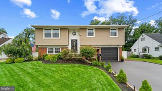 24 SYCAMORE DR, Burlington, NJ 08016