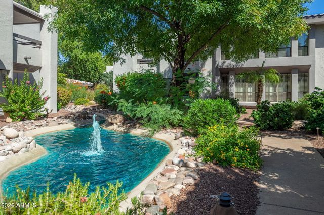 5211 N 24TH Street 208, Phoenix, AZ 85016