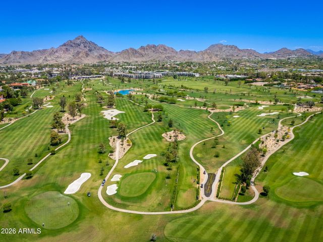 5211 N 24TH Street 208, Phoenix, AZ 85016