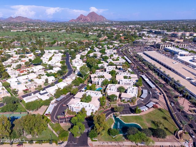 5211 N 24TH Street 208, Phoenix, AZ 85016