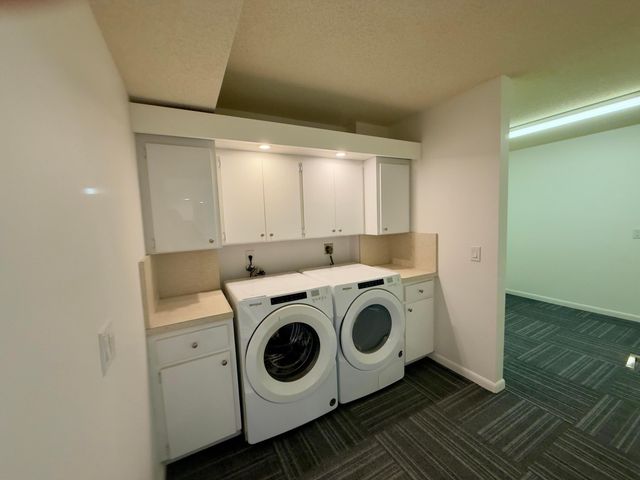 3710 WHITEHALL Drive 404, West Palm Beach, FL 33401