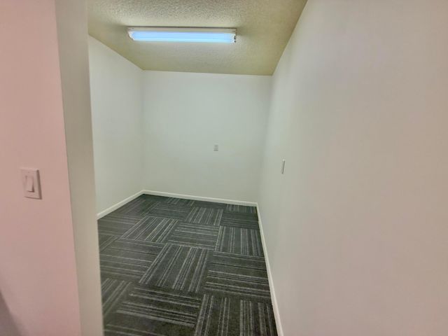 3710 WHITEHALL Drive 404, West Palm Beach, FL 33401