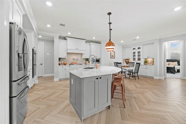 16803 Wolf Pass Drive, Cypress, TX 77433