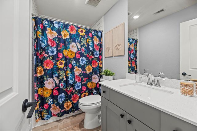 16803 Wolf Pass Drive, Cypress, TX 77433