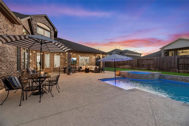 16803 Wolf Pass Drive, Cypress, TX 77433