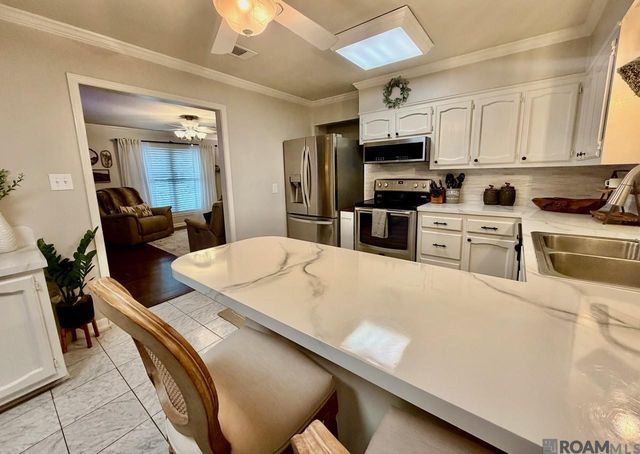 18074 Billy Blvd, Prairieville, LA 70769