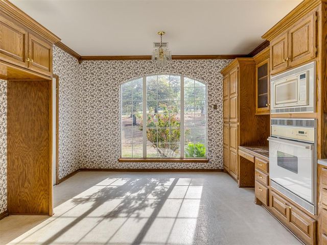 1197 S Choctaw Road, Choctaw, OK 73020