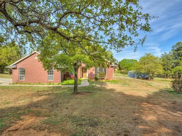 1197 S Choctaw Road, Choctaw, OK 73020