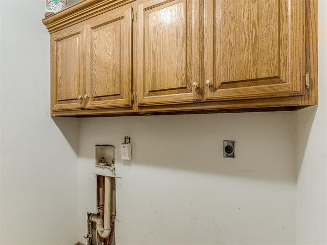 1197 S Choctaw Road, Choctaw, OK 73020