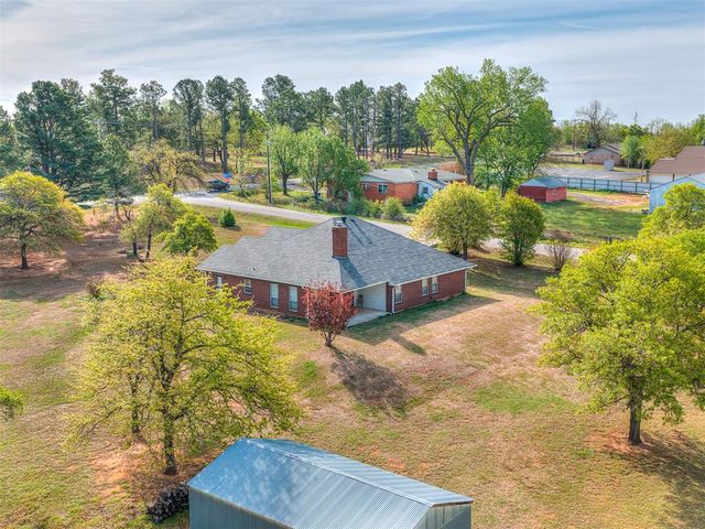 1197 S Choctaw Road, Choctaw, OK 73020