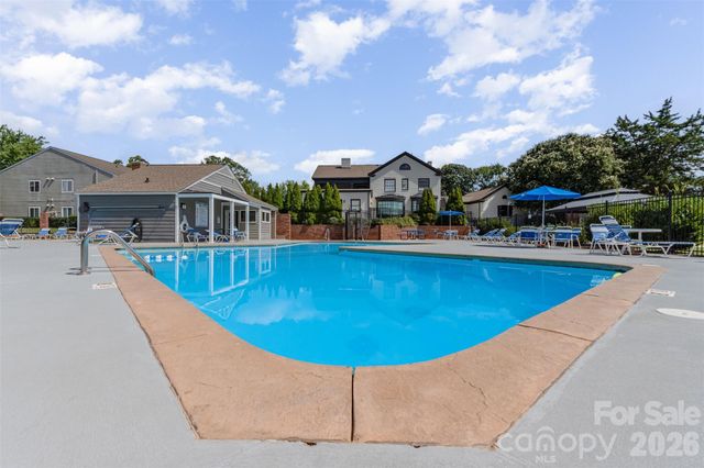3312 Heathstead Place, Charlotte, NC 28210