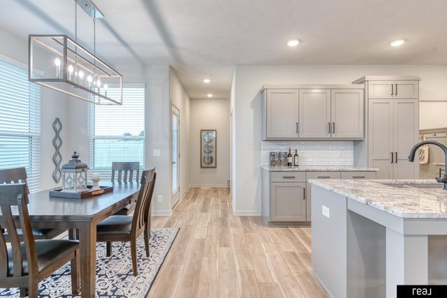 12510 Carpenter Street, Papillion, NE 68046