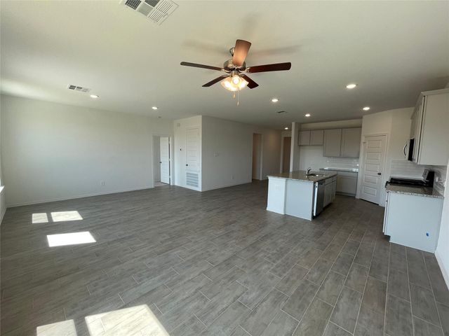 9645 Caney Trails Road, Conroe, TX 77303