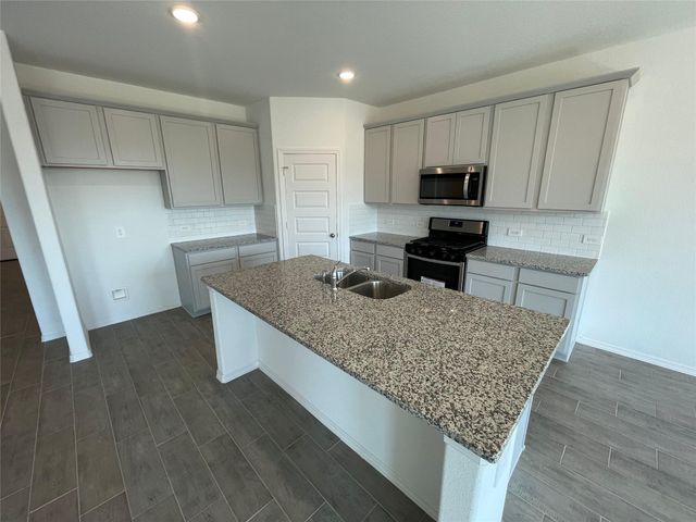 9645 Caney Trails Road, Conroe, TX 77303