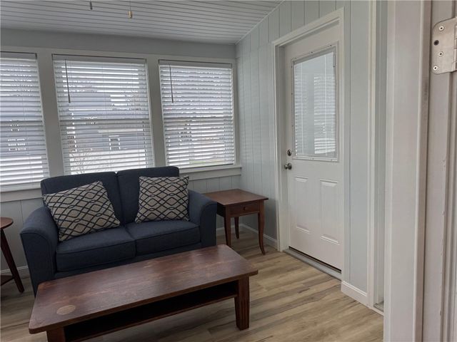 7 Elsie Drive, Johnston, RI 02919