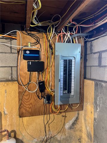 7 Elsie Drive, Johnston, RI 02919