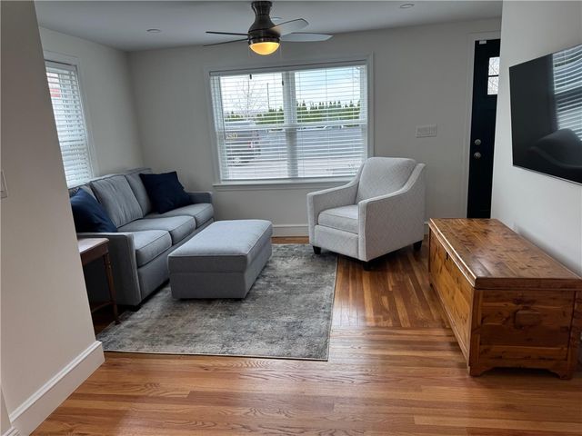 7 Elsie Drive, Johnston, RI 02919