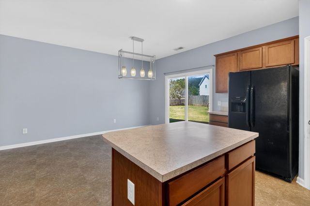 1002 Bridlewood Farms Parkway, Ridgeville, SC 29472