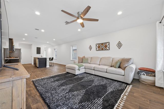 14784 Hazel Branch Dr, New Caney, TX 77357