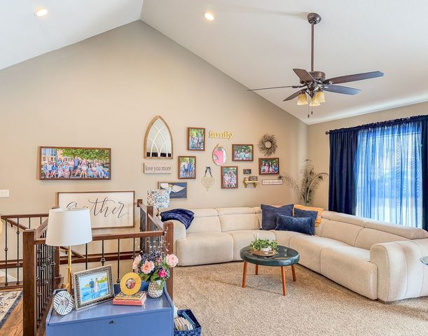 403 2nd Street NW, Bondurant, IA 50035