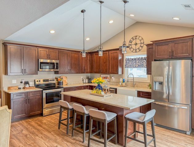 403 2nd Street NW, Bondurant, IA 50035