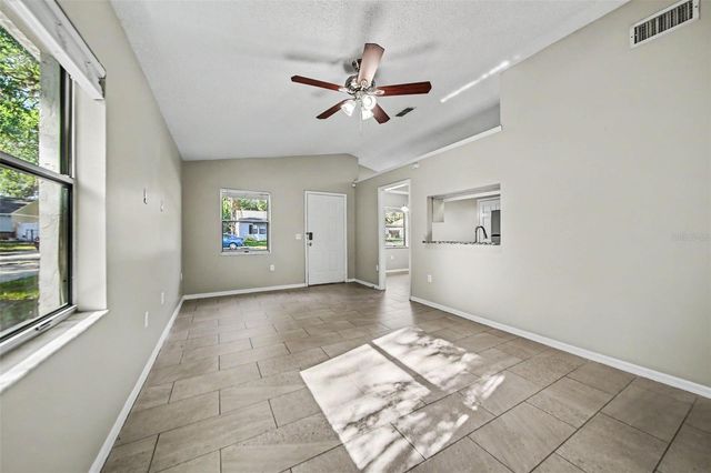 2710 LORRAINE DRIVE, Leesburg, FL 34748