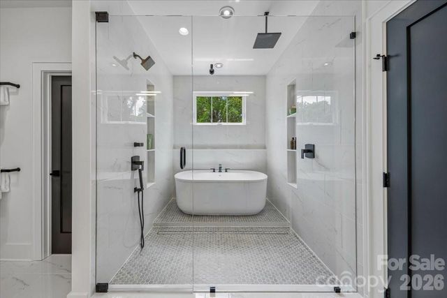 2033 South Street, Charlotte, NC 28208