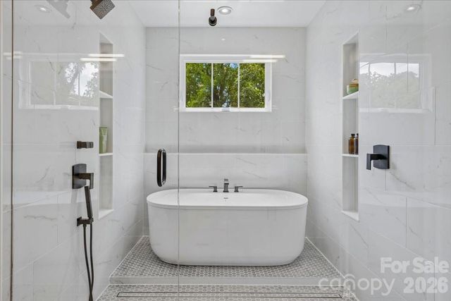 2033 South Street, Charlotte, NC 28208