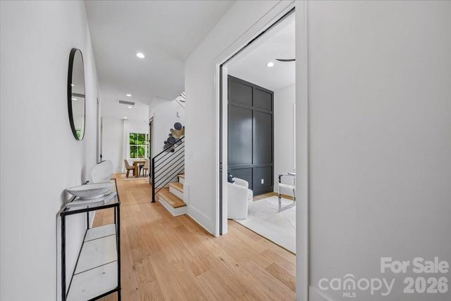 2033 South Street, Charlotte, NC 28208