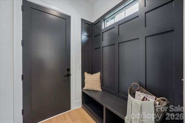 2033 South Street, Charlotte, NC 28208