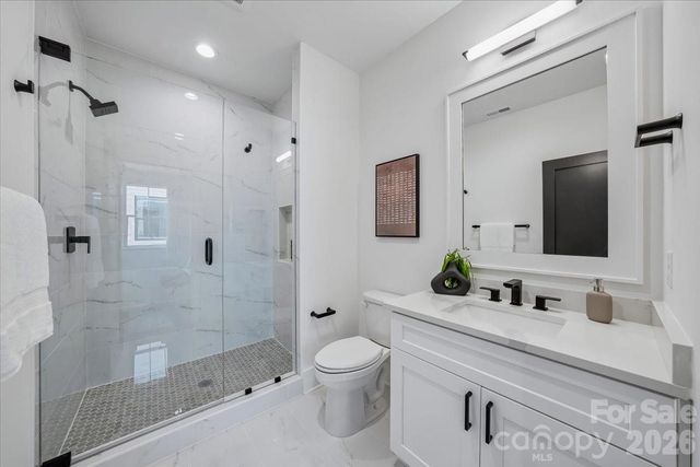 2033 South Street, Charlotte, NC 28208