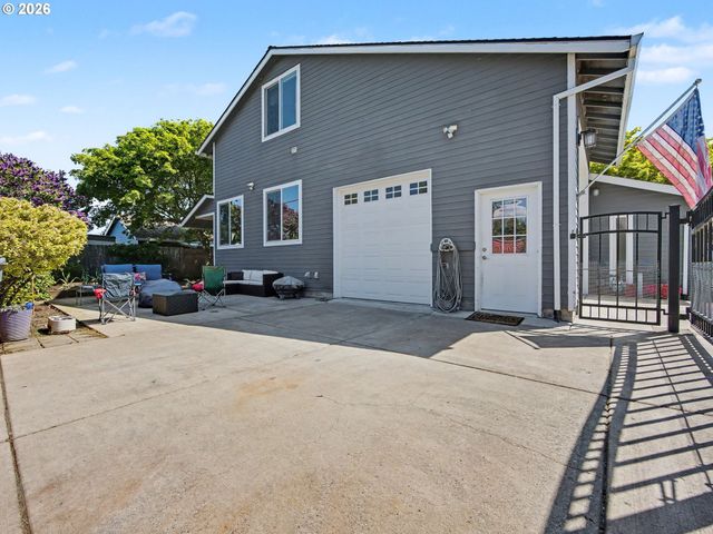 542 Ne 14TH Ave, Hillsboro, OR 97124