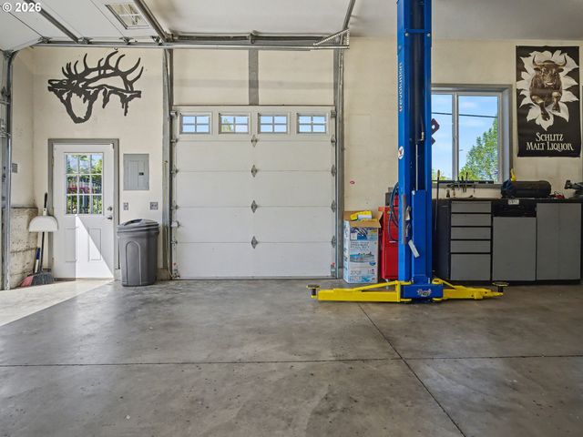 542 Ne 14TH Ave, Hillsboro, OR 97124