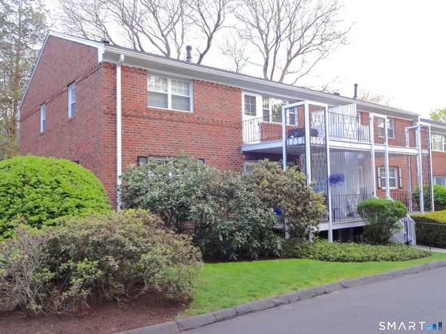 245 Unquowa Road APT 57, Fairfield, CT 06824