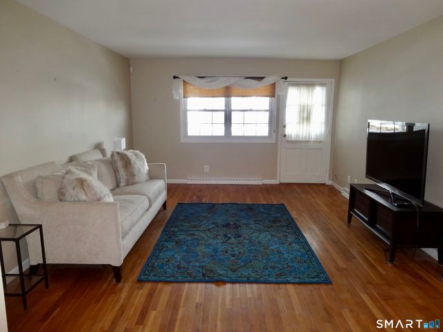 245 Unquowa Road APT 57, Fairfield, CT 06824