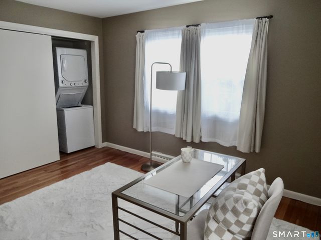 245 Unquowa Road APT 57, Fairfield, CT 06824