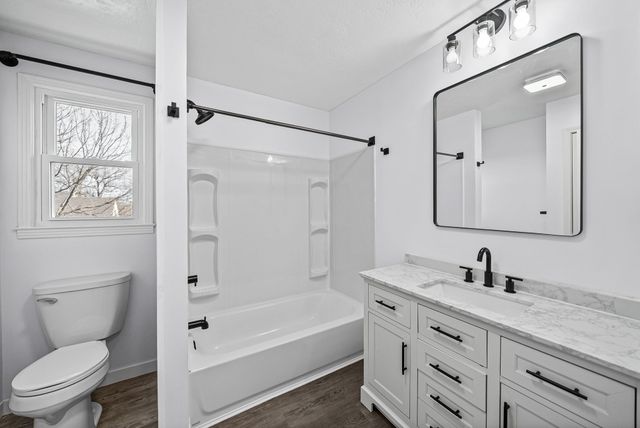 1815 Palamino Dr, Clarksville, TN 37042