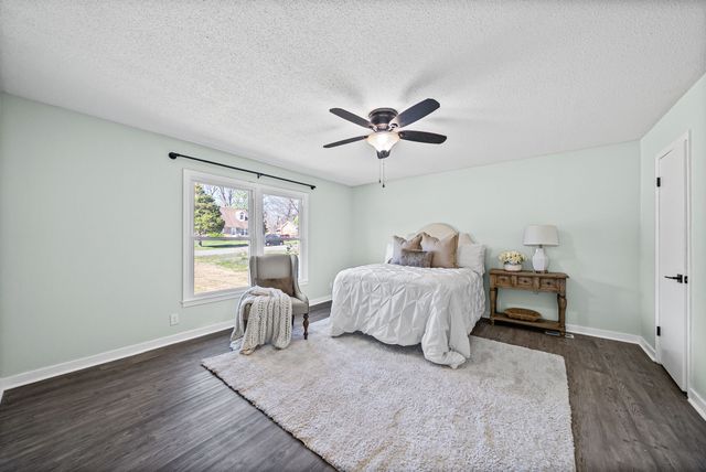 1815 Palamino Dr, Clarksville, TN 37042