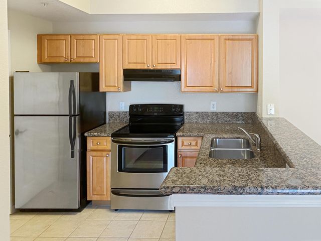 15065 Michelangelo Boulevard 205, Delray Beach, FL 33446