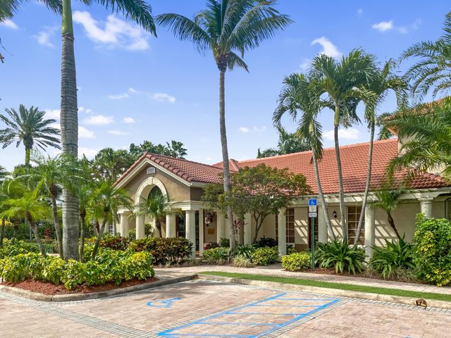 15065 Michelangelo Boulevard 205, Delray Beach, FL 33446