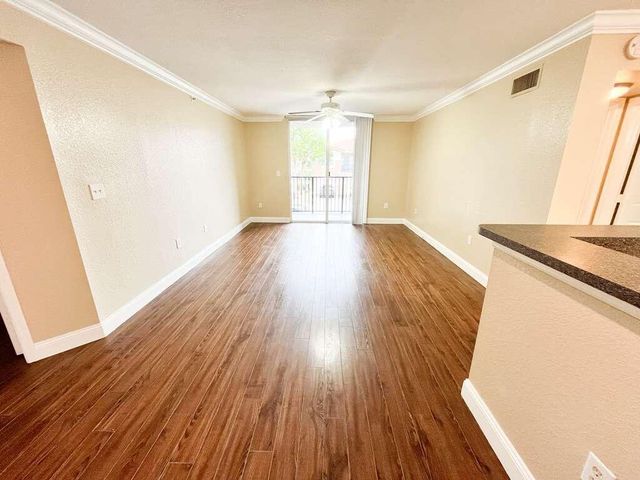 15065 Michelangelo Boulevard 205, Delray Beach, FL 33446