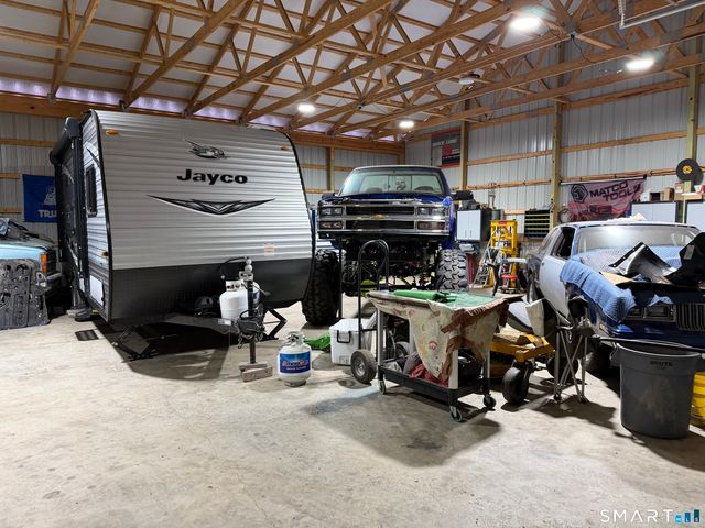 4 Hard Hill Road South, Bethlehem, CT 06751