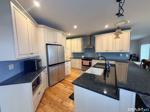 4 Hard Hill Road South, Bethlehem, CT 06751