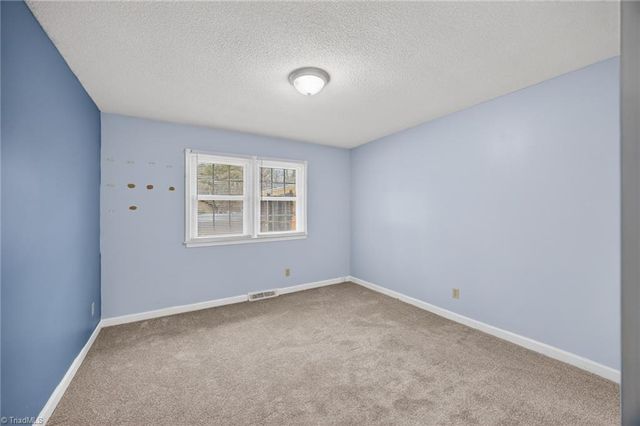 2300 Gordon Road, High Point, NC 27265