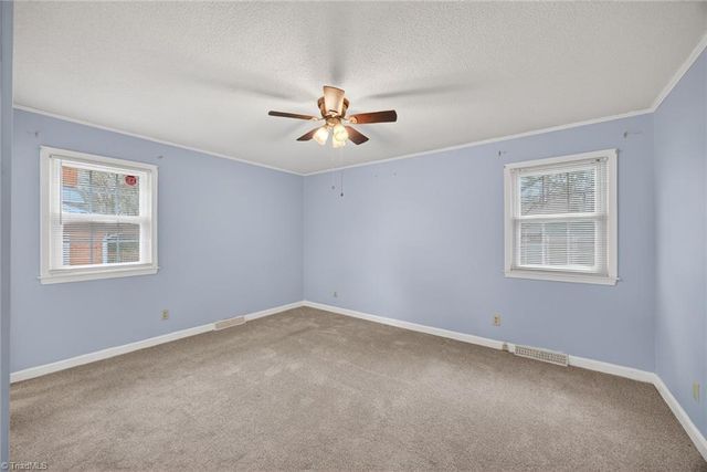 2300 Gordon Road, High Point, NC 27265