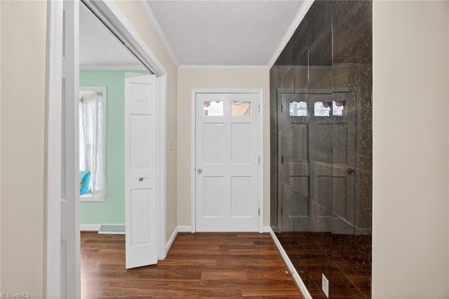 2300 Gordon Road, High Point, NC 27265