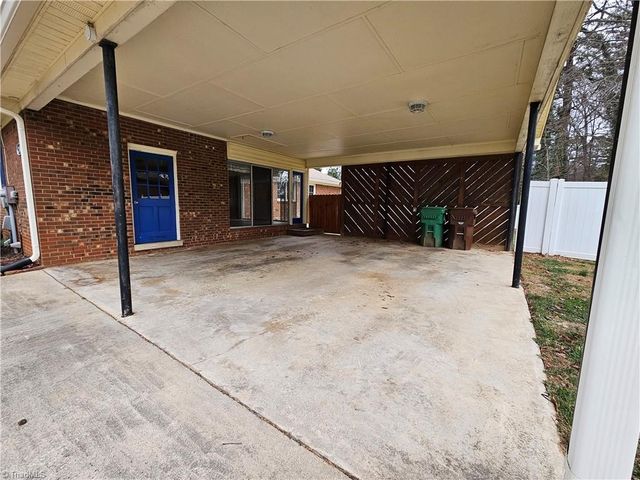 2300 Gordon Road, High Point, NC 27265