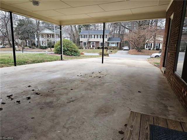 2300 Gordon Road, High Point, NC 27265