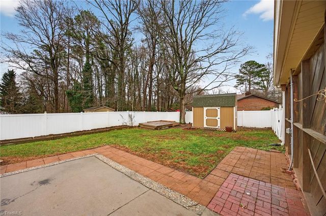 2300 Gordon Road, High Point, NC 27265